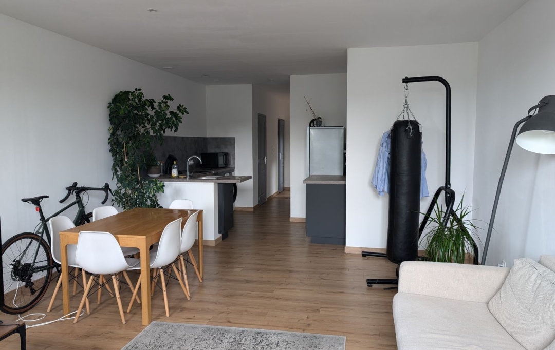 Actu'elles TRANSAC : Appartement | L'ARBRESLE (69210) | 49 m2 | 610 € 