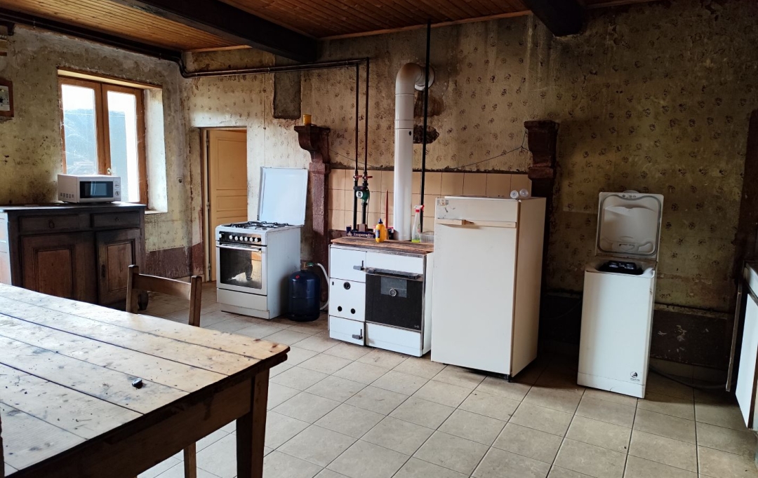 Actu'elles TRANSAC : Maison / Villa | BESSENAY (69690) | 200 m2 | 260 000 € 